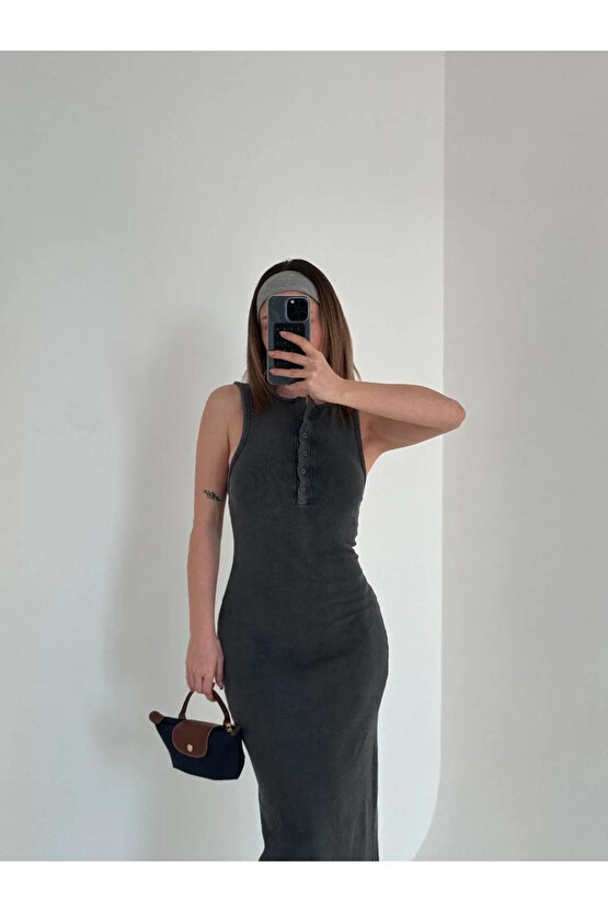 Yırtmaç Detaylı Kolsuz Düğmeli Yıkamalı Uzun Elbise - Antrasit