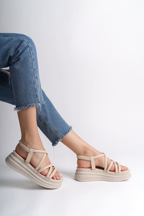 BELLA Lastikli Şerit Detaylı Ortopedik Taban Kadın Sandalet CKT - Krem