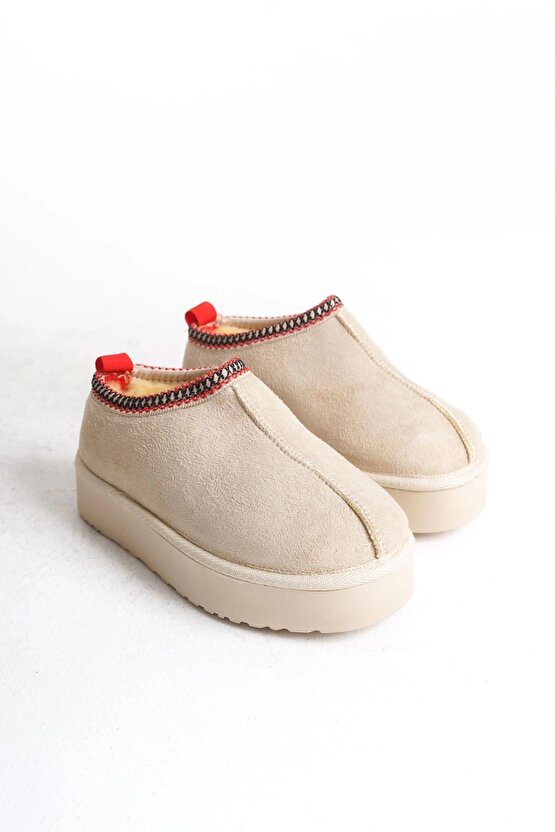 LEILA Bağcıksız Düz ve Kalın Taban İçi Kürklü Kısa Süet Kadın Bot CKT - Krem