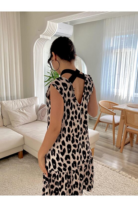 Kadın Kolsuz Sırttan Bağlamalı Fırfırlı Leopar Desenli Süprem Elbise