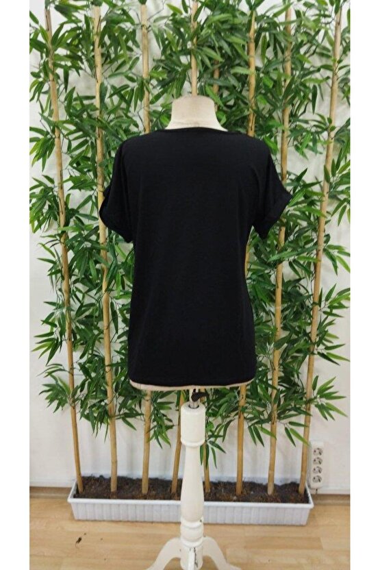 Kadın Kısa Kollu Bisiklet Yaka Dantel Detaylı Viskon Bluz