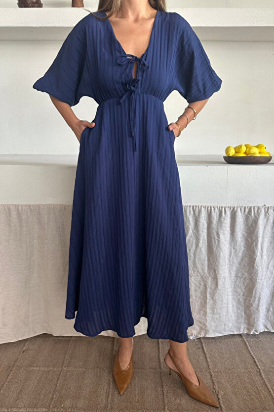 V YAKA DÖKÜMLÜ ELBİSE - Lacivert