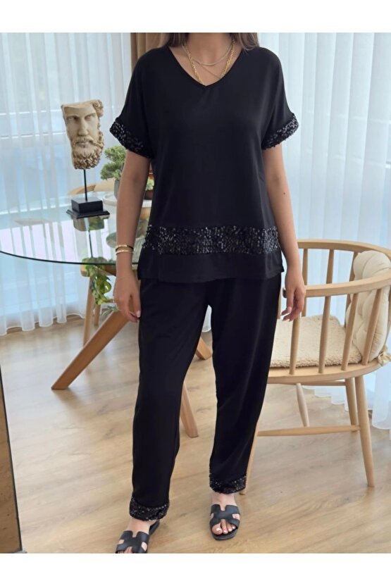 Kadın Kısa Kollu V Yakalı Pul Payetli Viskon Iki Iplik Bluz Ve Pantolon Ikili Takım