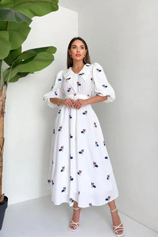 Kırmızı Yakası Çiçek Motifli Kemerli Elbise