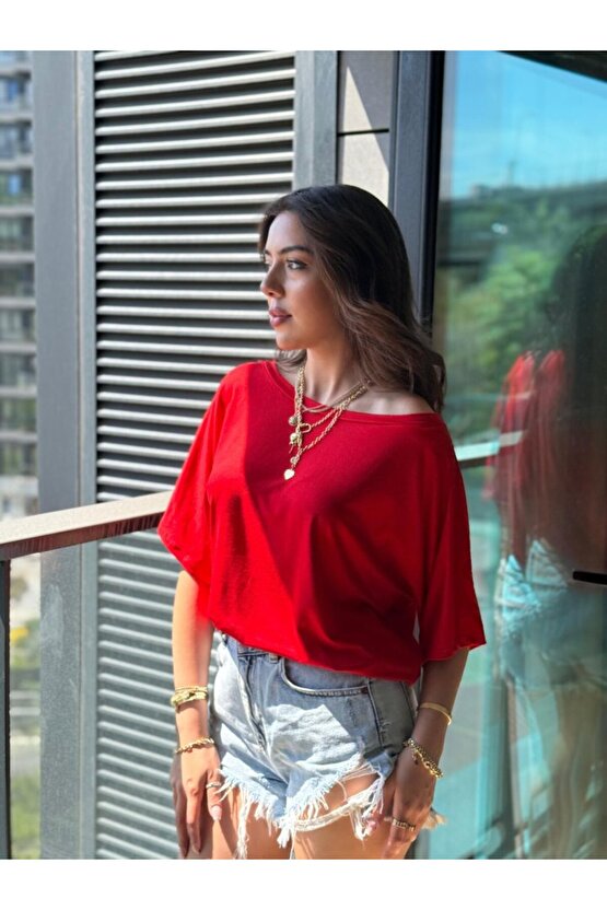 Kadın Tek Omuzu Açık Kısa Kollu Salaş Viskon Bluz