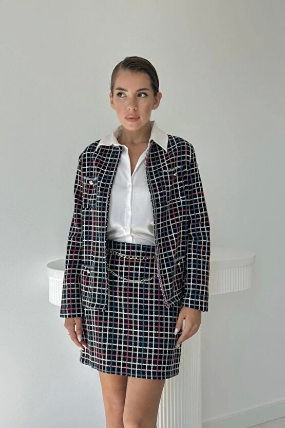 iyah Önü Açık Ceket Ve Eteği Zincirli Takım