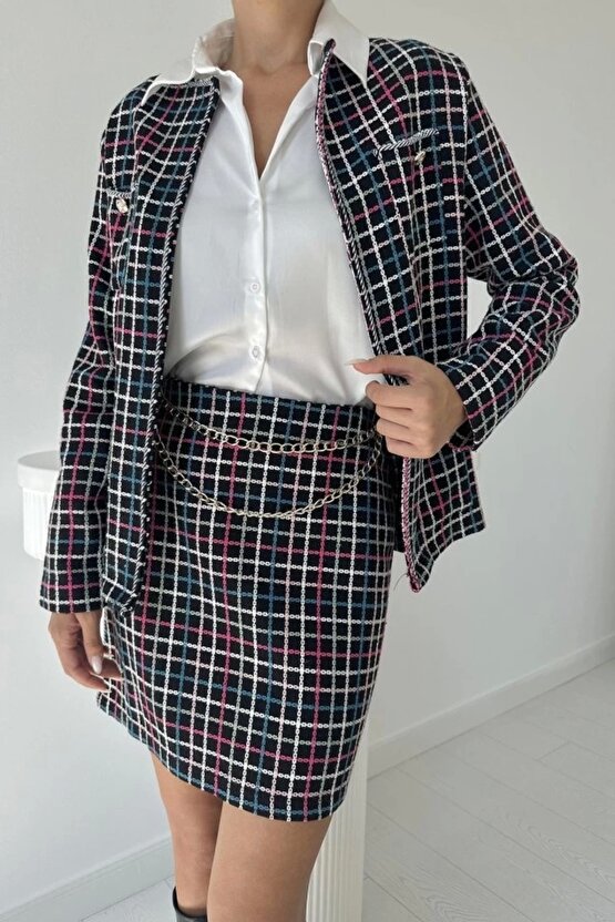 iyah Önü Açık Ceket Ve Eteği Zincirli Takım