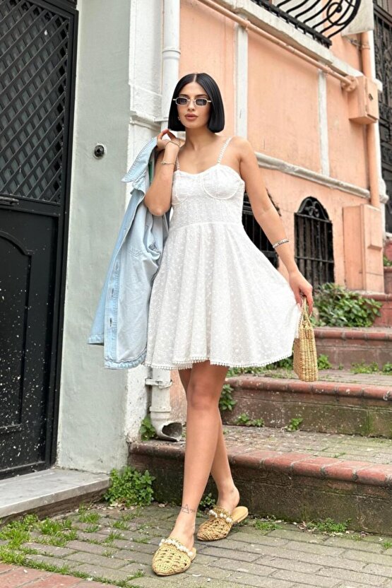 munn collection Beyaz Askılı Fisto Mini Elbise