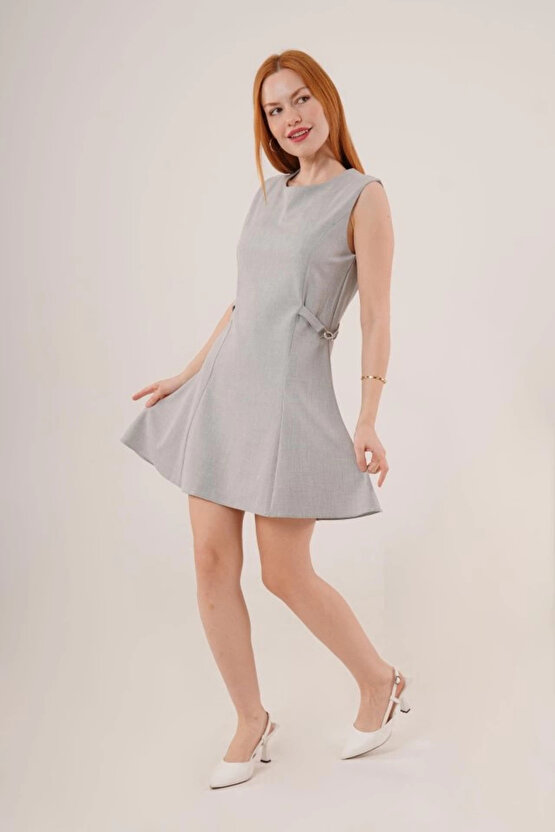 MDB Yanları Zincir Detaylı ıfır Kol Gri Mini Elbise