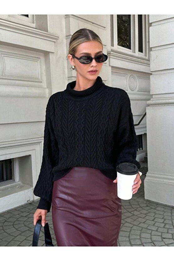 Uzun Kollu Yarı Balıkçı Yaka Triko Bluz