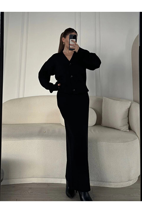 V Yaka 3 Düğmeli Hırka Takım Triko İkili Etekli - Siyah