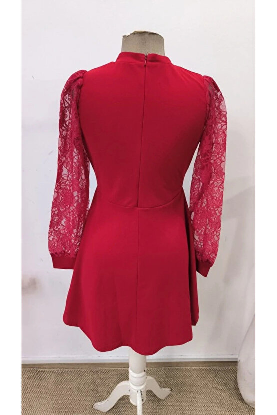 Kadın Uzun Kollu Yuvarlak Damla Detaylı Kolları Tül Detaylı Kısa Ithal Krep Elbise