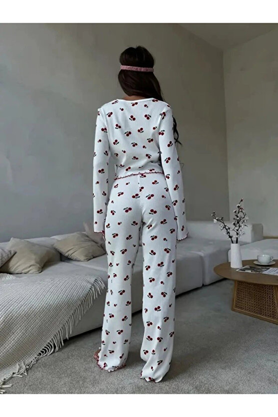 Kadın Uzun Kollu Bisiklet Yaka Desenli Burgu Bluz Ve Pijama Ikili Takım