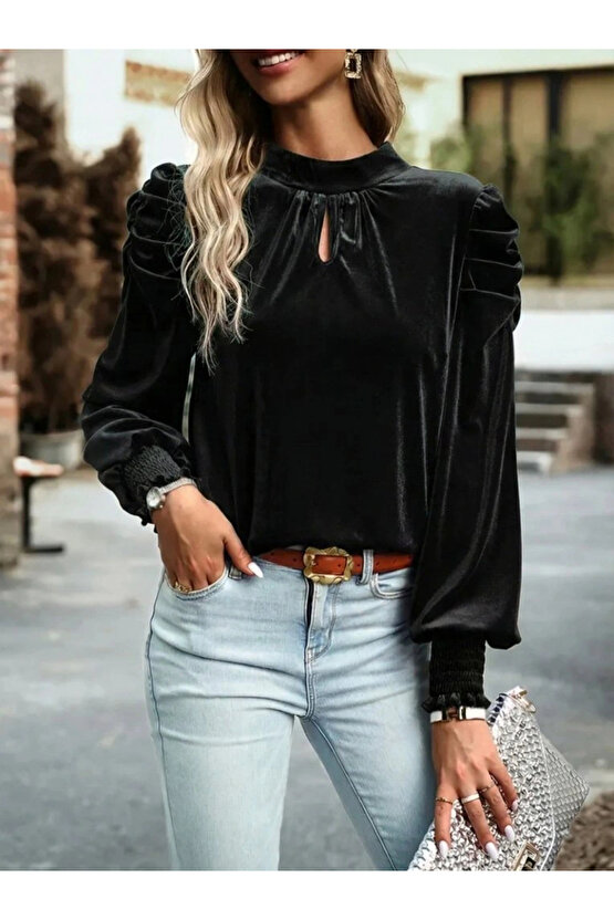 Kadın Uzun Kollu Balıkçı Yaka Damla Detaylı Kadife Bluz