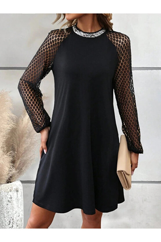 Kadın Uzun Kollu Yarı Balıkçı Yaka Pulpayetli Kolları Dantel Detaylı Mini Ithal Krep Elbise