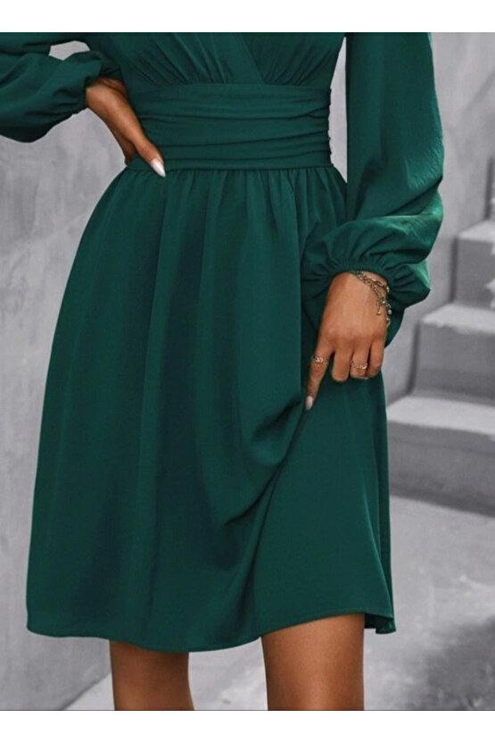 Kadın Uzun Kollu Kruvaze Yakalı Bel Korsajlı Mini Elbise