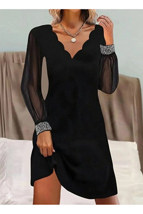 Kadın Uzun Kollu V Yaka Lazer Kesimli Tül Detaylı Mini Ithal Krep Elbise