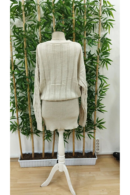 Kadın Uzun Kollu V Yakalı önden Düğmeli Kısa Triko Elbise