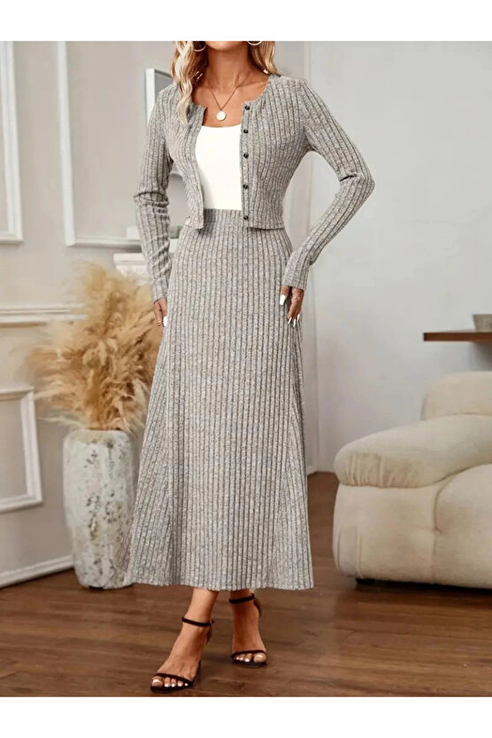 Kadın Uzun Kollu önden Düğmeli Bluz Ve Yüksek Bel A Kesim Uzun Etek şardonlu Kaşkorse Ikili Takım