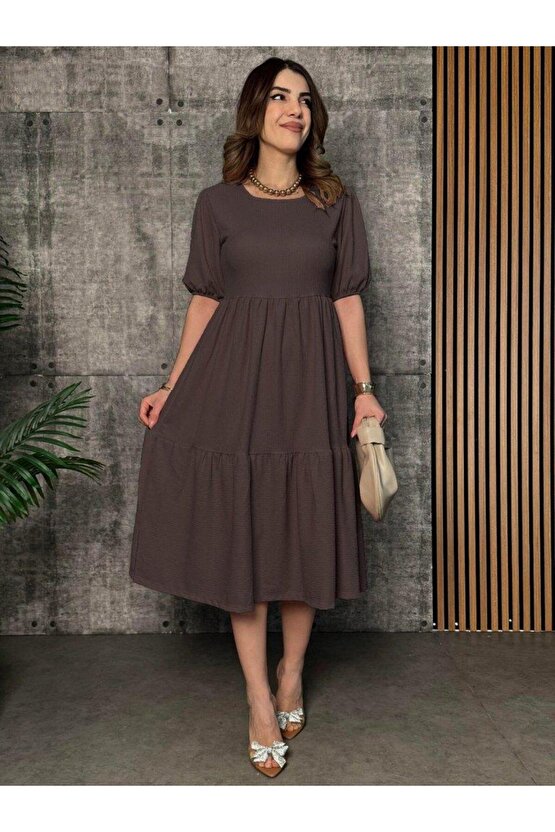 Kadın Kısa Kollu Yakası Açık Katlı Bürümcük Balon Elbise