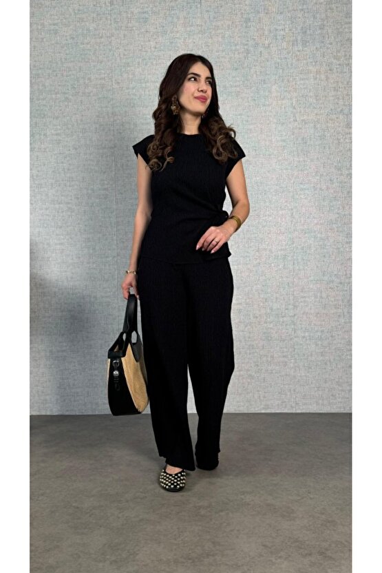 EQURİ Kadın Kısa Kollu Bisiklet Yaka Yandan Bağlamalı Bürümcük Bluz Ve Pantolon Ikili Takım