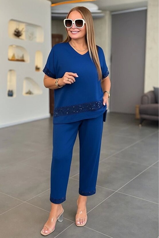 Kadın Kısa Kollu V Yakalı Pul Payetli Viskon Iki Iplik Bluz Ve Pantolon Ikili Takım