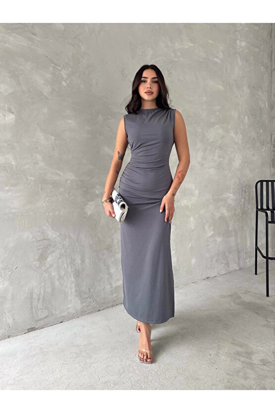 Kolsuz Yırtmaçlı Uzun Maxı Boy Elbise - Gri