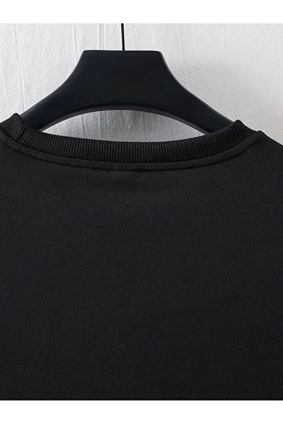 Ben Şişman Değilim Tanrı Bana Hava Yastığı Verdi Çünkü Ben Değerliyim Tişörtü - Siyah