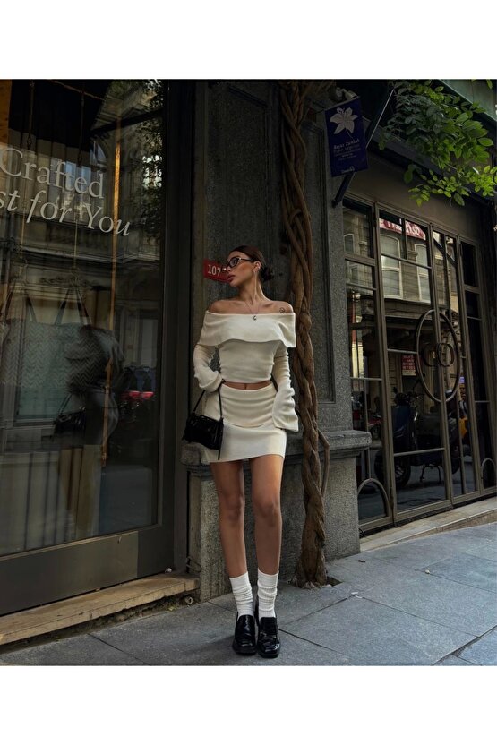 Straplez , Madonna , Carmen Yaka Croplu Mini Etekli ikili Takım Triko - Beyaz