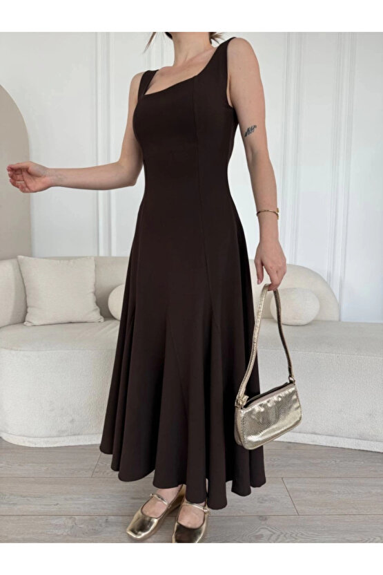 MDB ırt Dekolteli Kolsuz Uzun Elbise Kahverengi