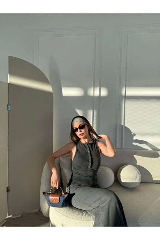 Yırtmaç Detaylı Kolsuz Düğmeli Yıkamalı Uzun Elbise - Antrasit