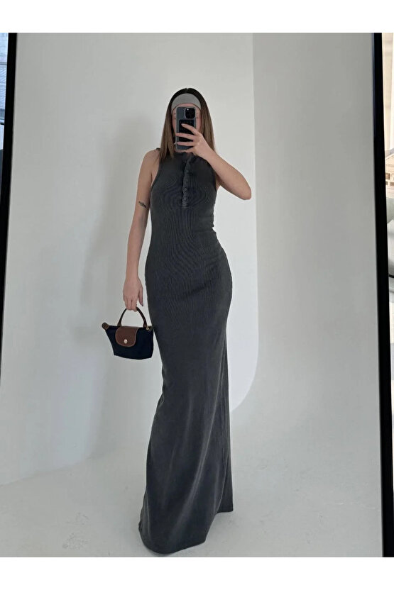 Yırtmaç Detaylı Kolsuz Düğmeli Yıkamalı Uzun Elbise - Antrasit