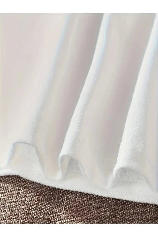 Kadınlar için Şık Siyah Kedi Grafik Tişört - Oversize Kısa Kollu Üst, Nefes Alabilir Polyest