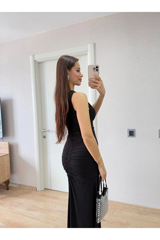 Kolsuz Büzgülü Uzun Elbise - Siyah