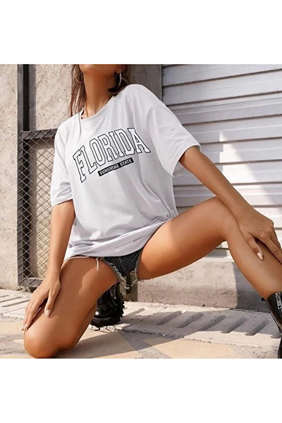 Kadın Bisiklet Yaka Baskılı Beyaz T-shirt