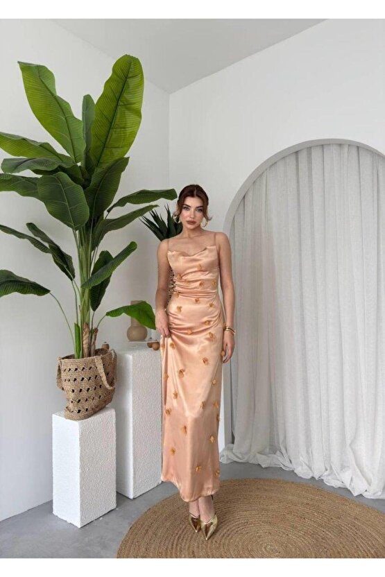 Dora Çiçek Detaylı Elbise