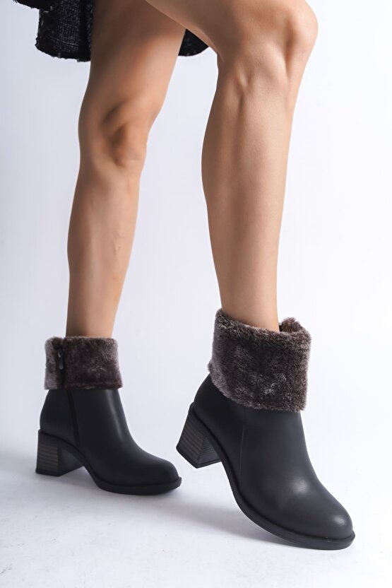 KATYA Fermuarlı Ortopedik Taban Topuklu Kürk DetaylıKadın Bot CST - Siyah