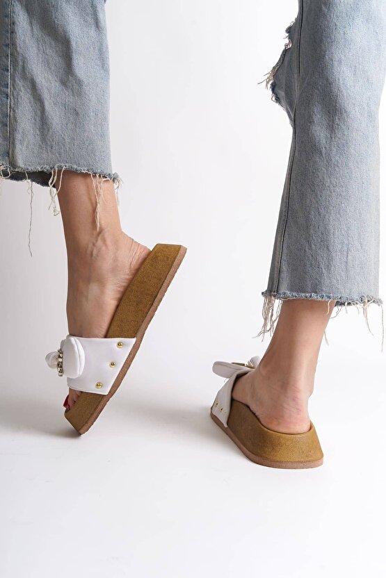 DILA Kalın ve Ortopedik Taban Ayıcıklı Saten Kadın Terlik SKT - Beyaz