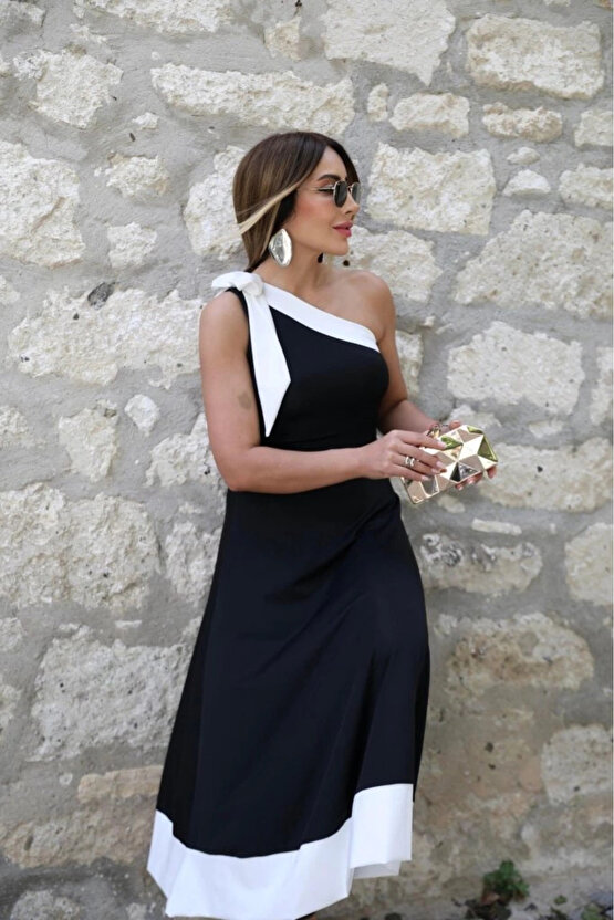 MDB Kadın Tek Omuzu Açık Omuzlardan Kurdela Detaylı çift Renkli Ithal Krep Elbise