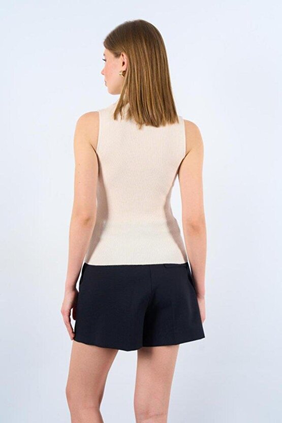 Yumuşak Dokulu Patlı Düğmeli Triko Atlet - Beyaz