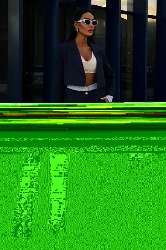 Garni Detaylı Crop Ceketli Takım 10075