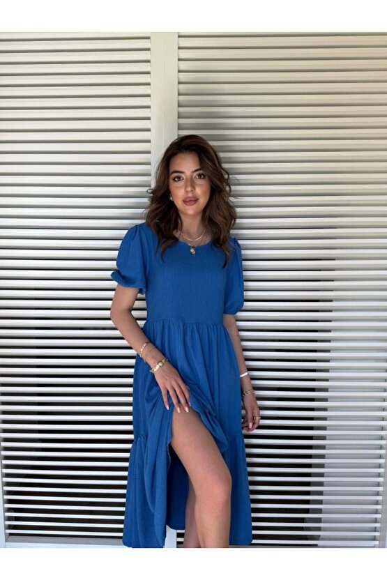 Kadın Kısa Kollu Yakası Açık Katlı Bürümcük Balon Elbise