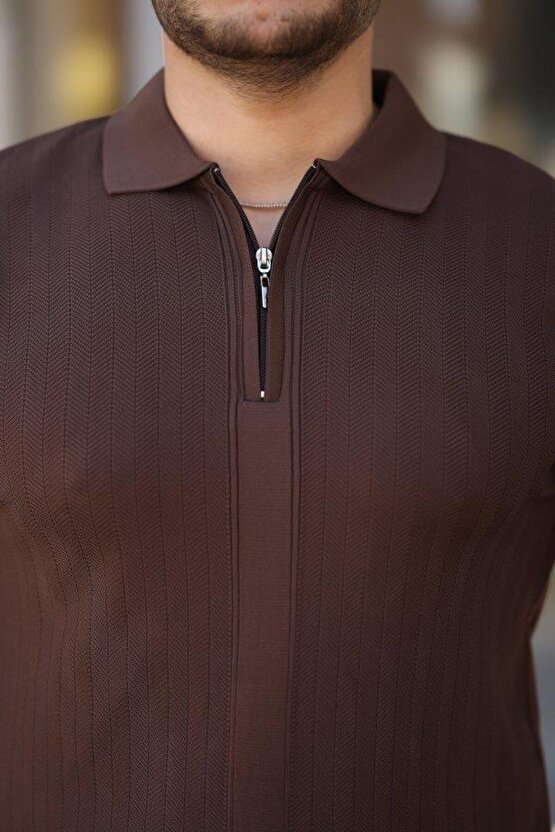 Erkek Yakası Fermuarlı Kısa Kollu T-shirt