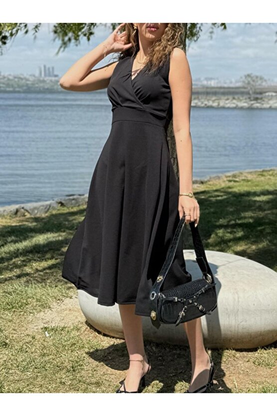 munn collection Kadın Ithal Krep Kumaş Kruvaze Yaka Eteği Kloş Kolsuz Mini Elbise