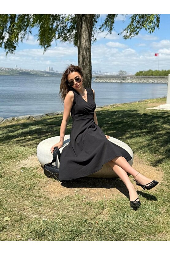 munn collection Kadın Ithal Krep Kumaş Kruvaze Yaka Eteği Kloş Kolsuz Mini Elbise