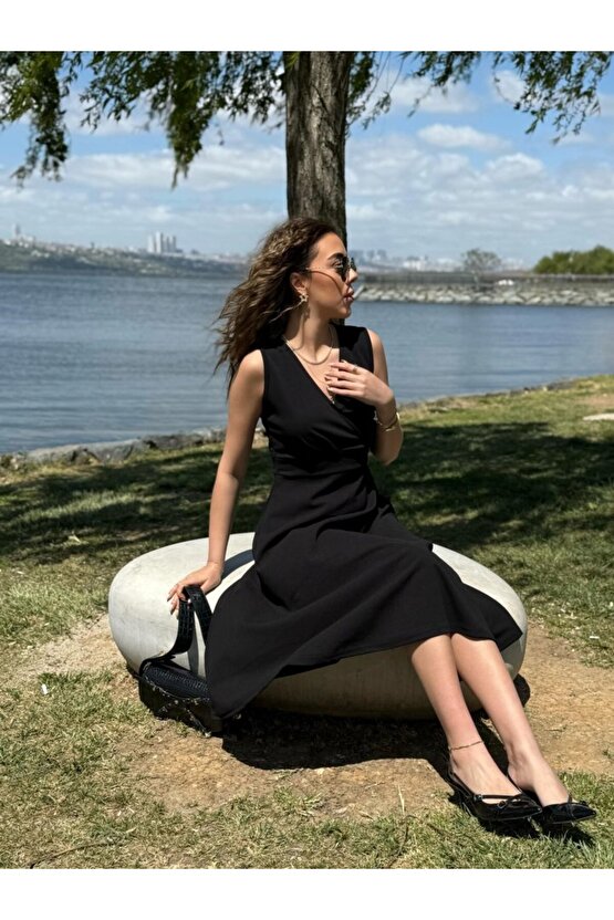 munn collection Kadın Ithal Krep Kumaş Kruvaze Yaka Eteği Kloş Kolsuz Mini Elbise