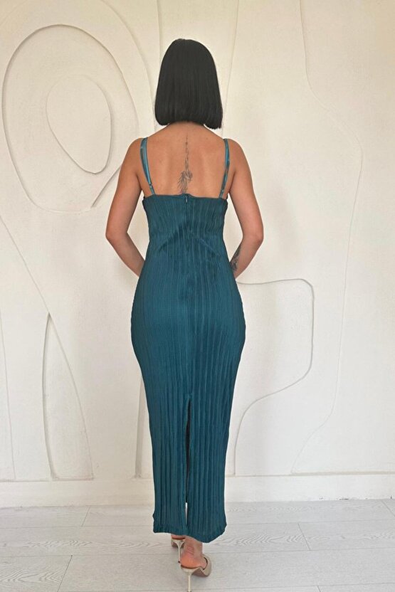 munn collection Zümrüt Piliseli Halter Boyun Elbise