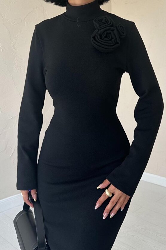 munn collection Siyah Omzu Güllü Düz Elbise