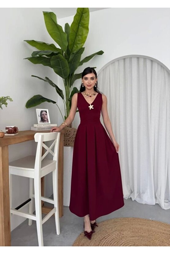 ate Yıldız Detaylı Elbise