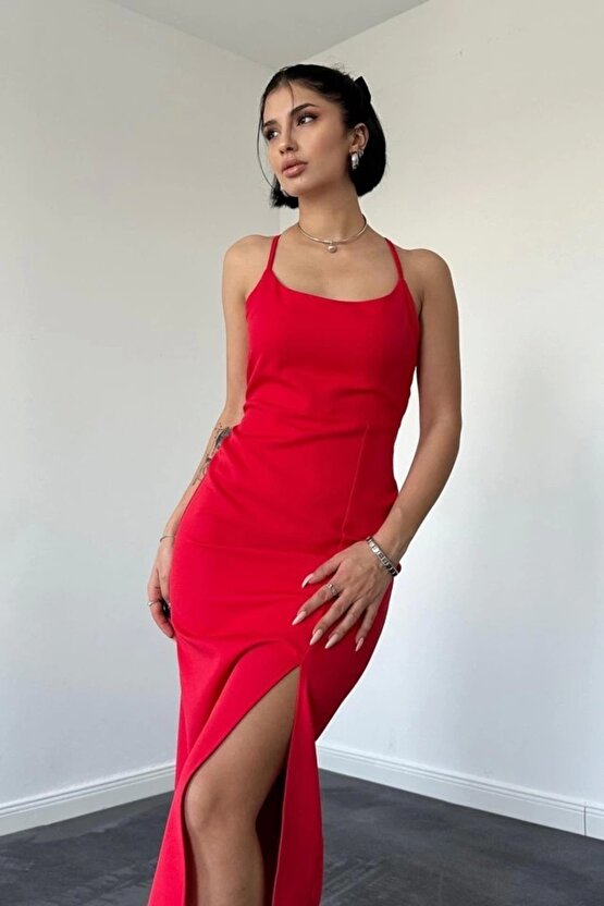 Kırmızı ırt Dekolteli Elbise